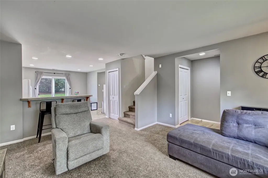 7230 286th Place NW Stanwood WA 98292
