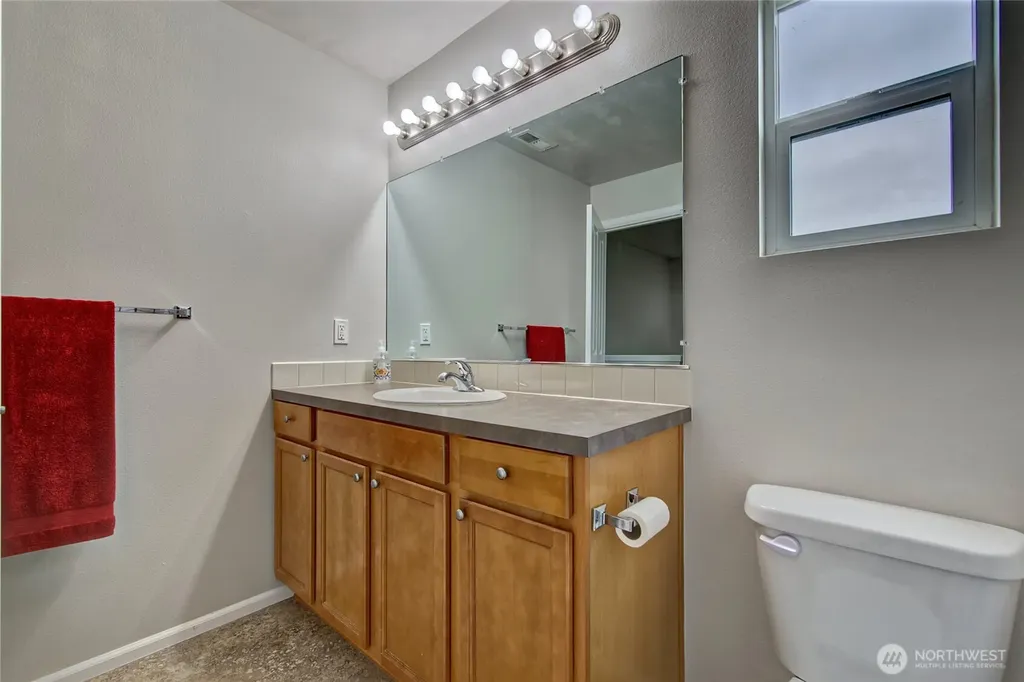 7230 286th Place NW Stanwood WA 98292