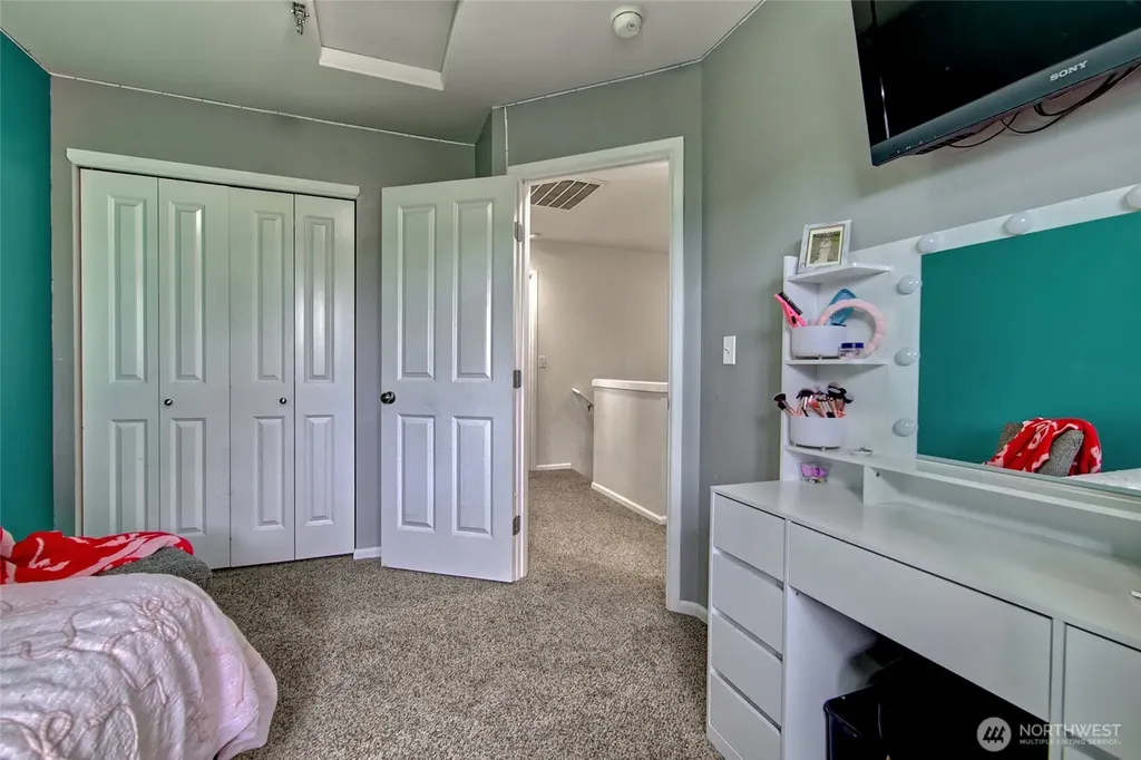7230 286th Place NW Stanwood WA 98292