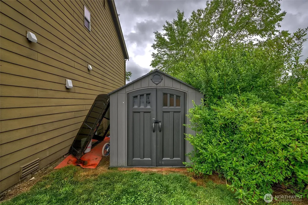 7230 286th Place NW Stanwood WA 98292
