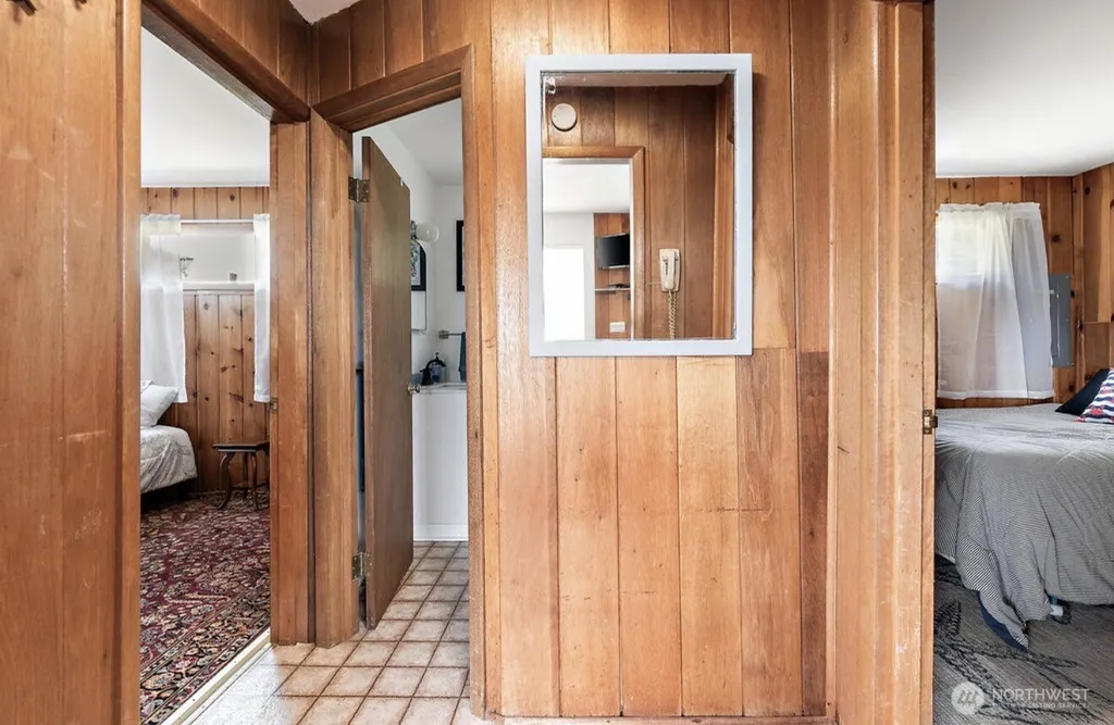 196 Edgebluff Road Camano Island WA 98282