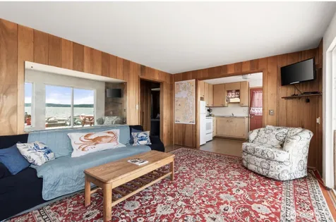 196 Edgebluff Road Camano Island WA 98282