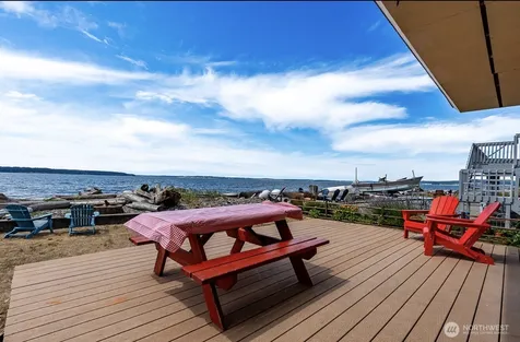 196 Edgebluff Road Camano Island WA 98282