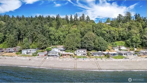 196 Edgebluff Road Camano Island WA 98282