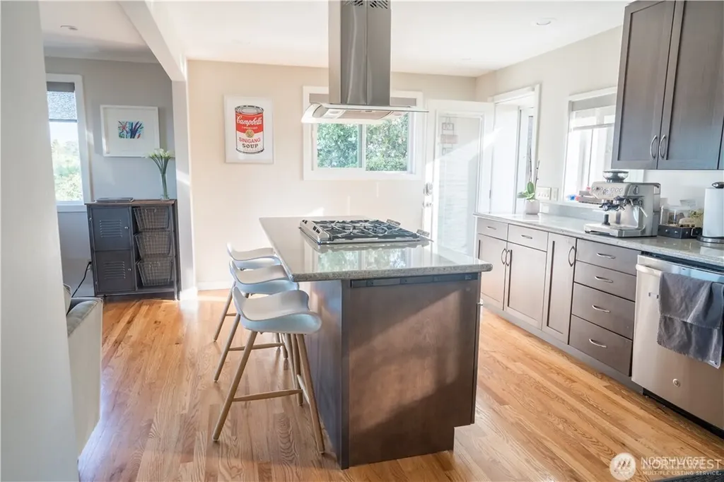 10861 Auburn Avenue S Seattle WA 98178