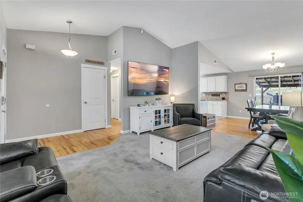 19020 34th Avenue E Tacoma WA 98446
