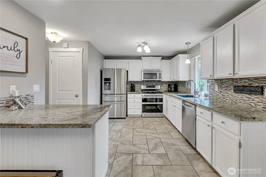 19020 34th Avenue E Tacoma WA 98446