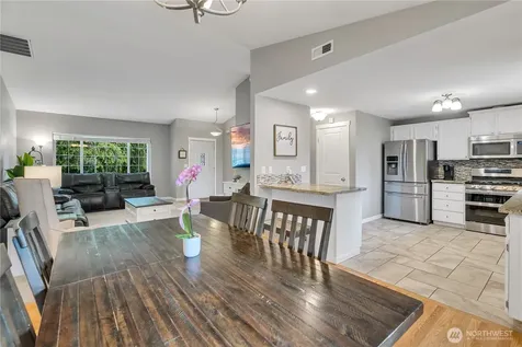 19020 34th Avenue E Tacoma WA 98446