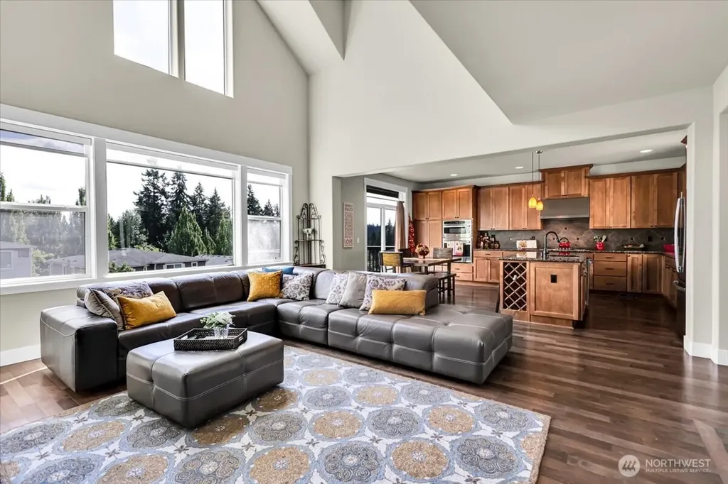 13721 SE 90th Place Newcastle WA 98059