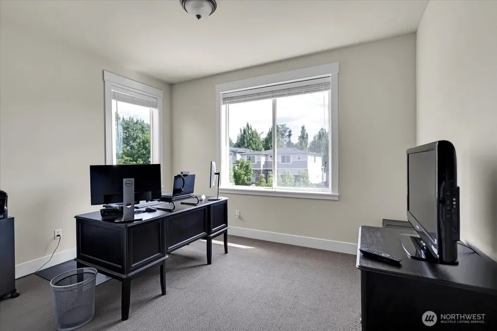 13721 SE 90th Place Newcastle WA 98059