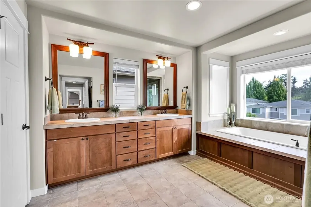 13721 SE 90th Place Newcastle WA 98059