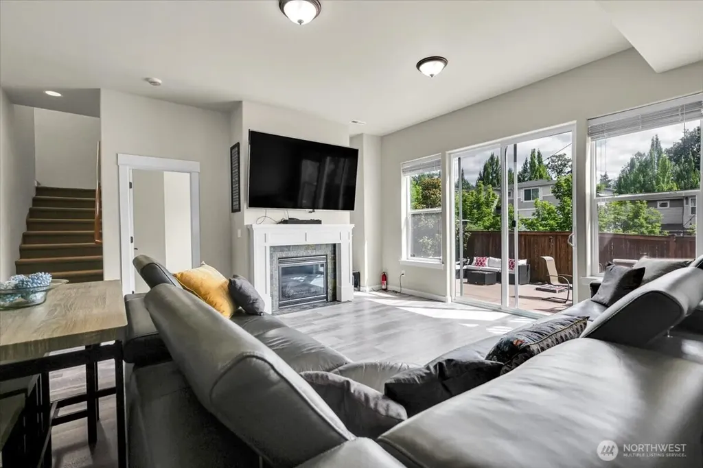 13721 SE 90th Place Newcastle WA 98059