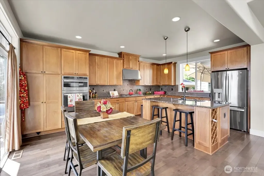 13721 SE 90th Place Newcastle WA 98059