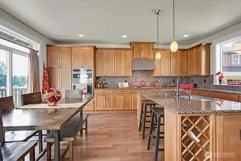 13721 SE 90th Place Newcastle WA 98059