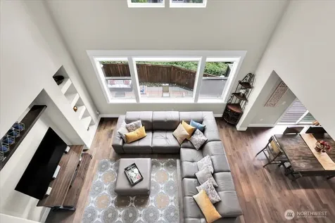 13721 SE 90th Place Newcastle WA 98059