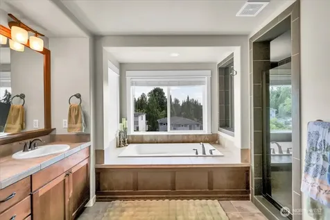 13721 SE 90th Place Newcastle WA 98059