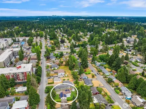 17563 12th Avenue NE Shoreline WA 98155