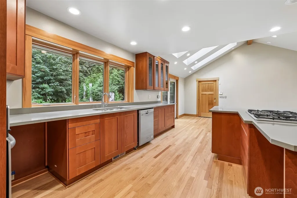 33010 SE 110th Street Issaquah WA 98027