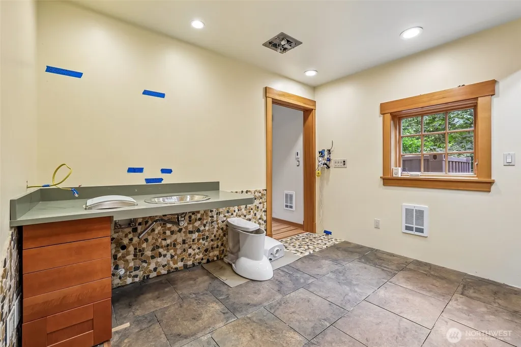 33010 SE 110th Street Issaquah WA 98027