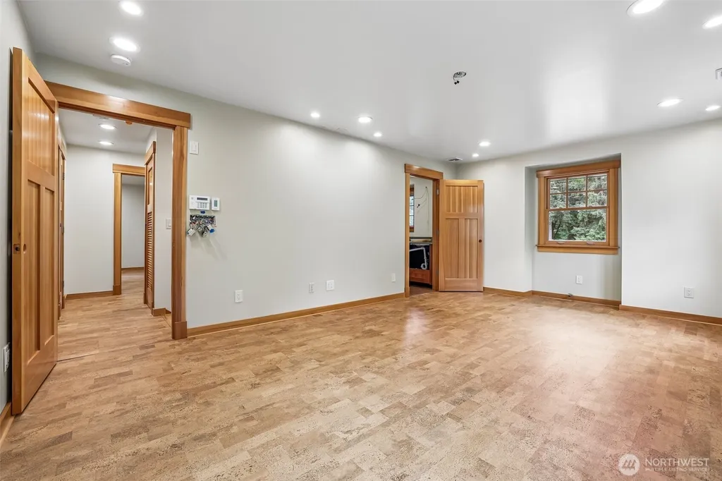 33010 SE 110th Street Issaquah WA 98027