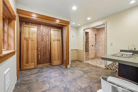 33010 SE 110th Street Issaquah WA 98027