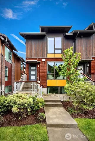 6546 32nd Avenue NE Seattle WA 98115