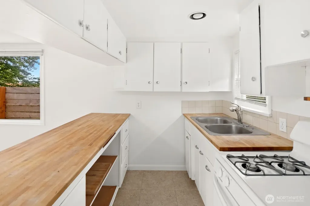 3514 SW 98th Street Seattle WA 98126