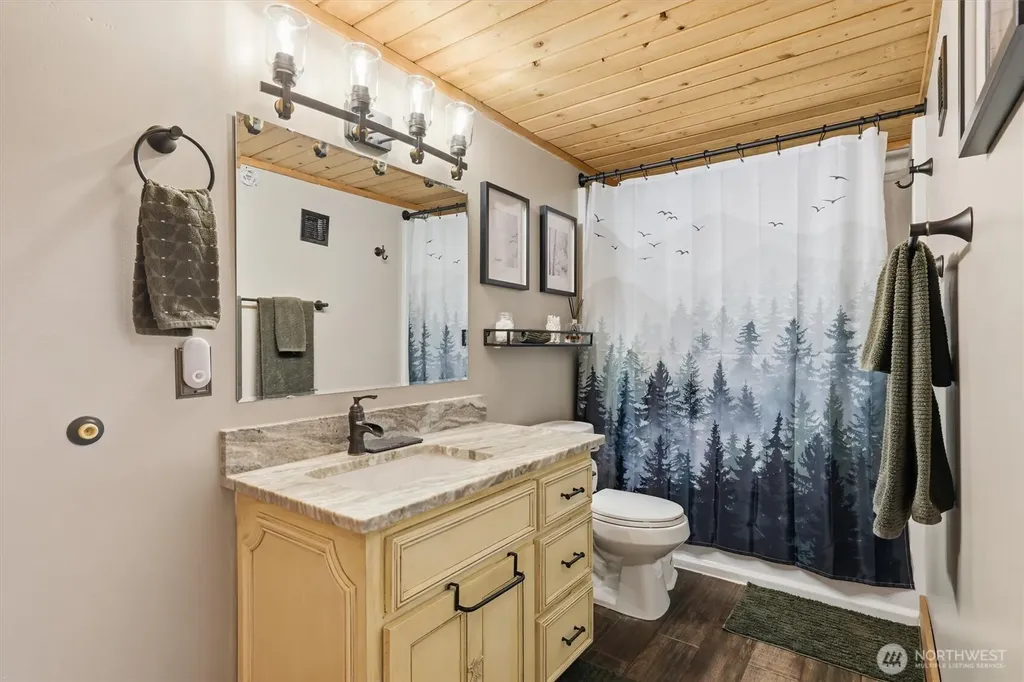 34184 SE 327th Place Ravensdale WA 98051