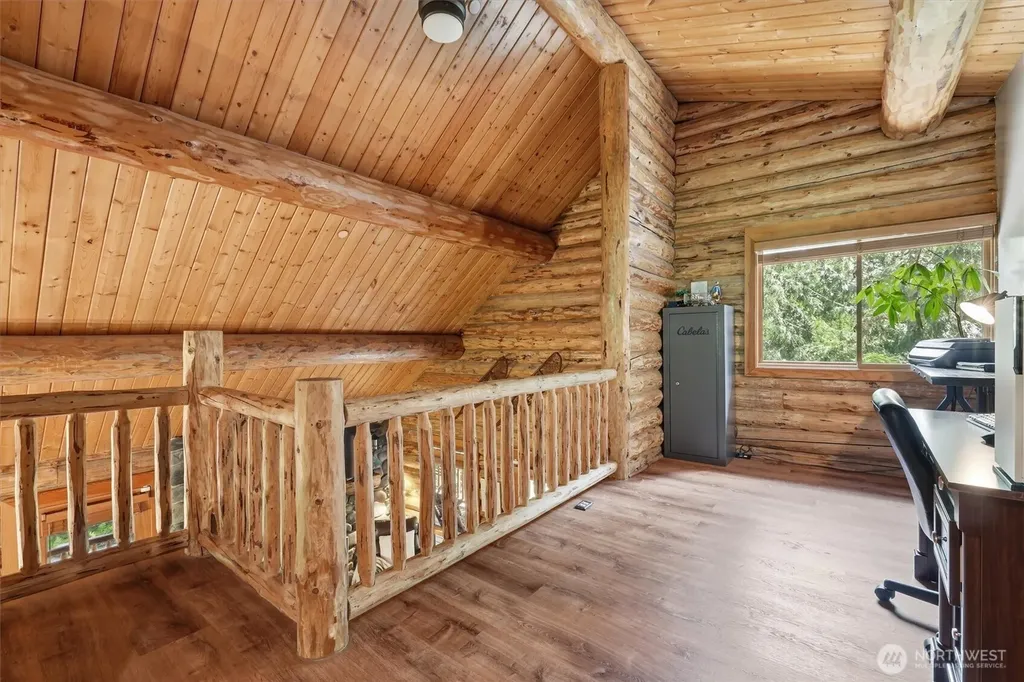 34184 SE 327th Place Ravensdale WA 98051