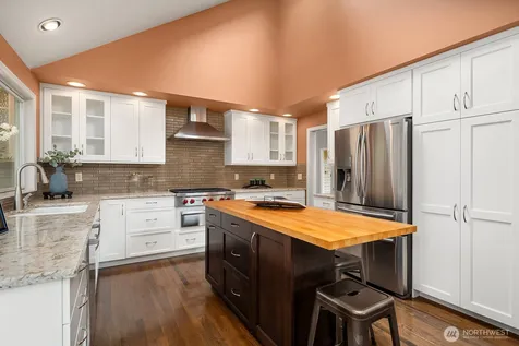4681 174th Avenue SE Bellevue WA 98006