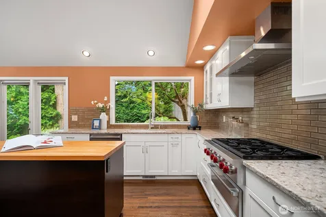 4681 174th Avenue SE Bellevue WA 98006