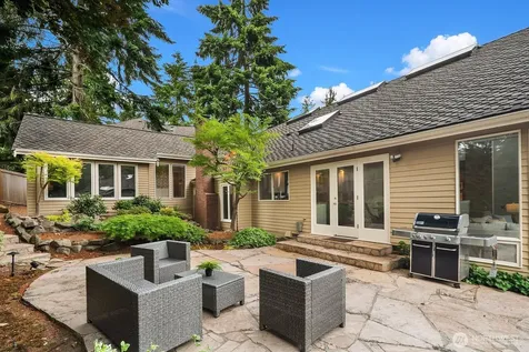 4681 174th Avenue SE Bellevue WA 98006