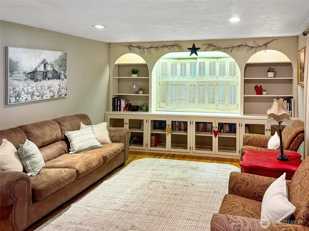 676 Adams Avenue Morton WA 98356