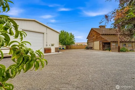 12801 N Pioneer Road Prosser WA 99350