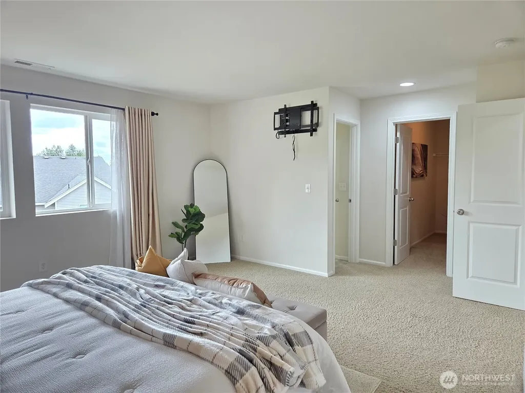 1302 125th Street SE Everett WA 98208