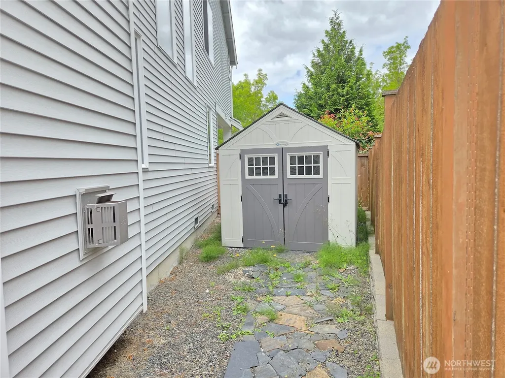 1302 125th Street SE Everett WA 98208
