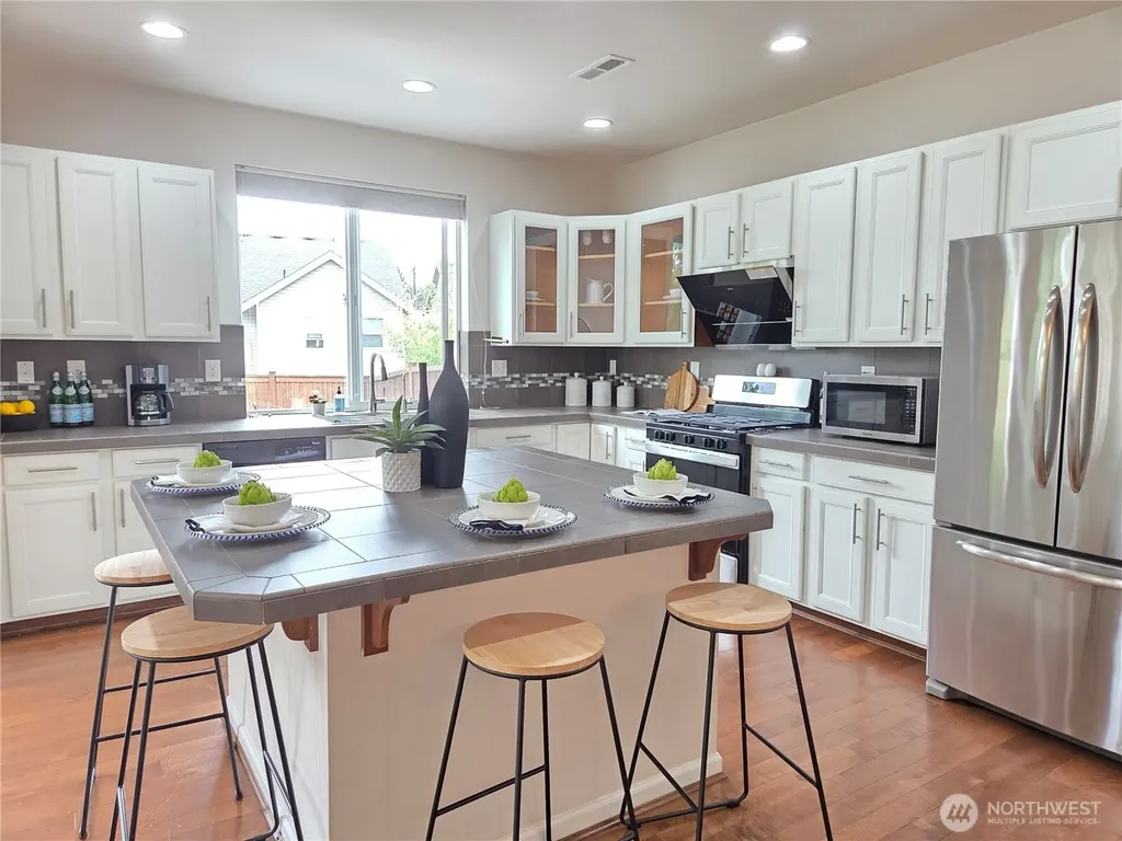 1302 125th Street SE Everett WA 98208