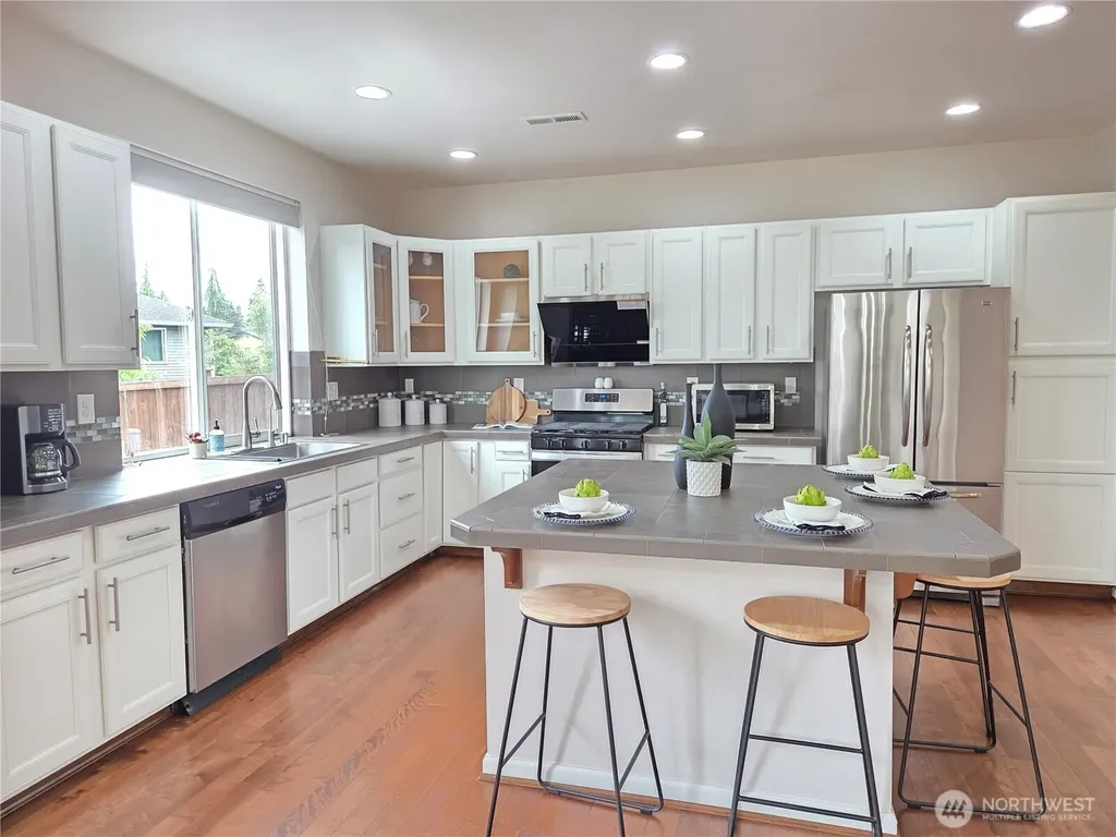 1302 125th Street SE Everett WA 98208