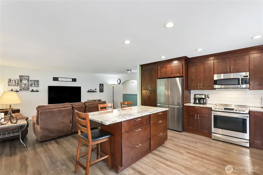 2307 16th Avenue Milton WA 98354