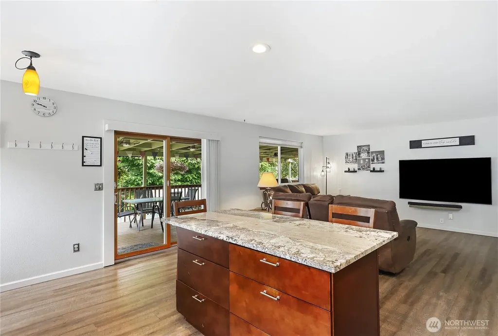 2307 16th Avenue Milton WA 98354