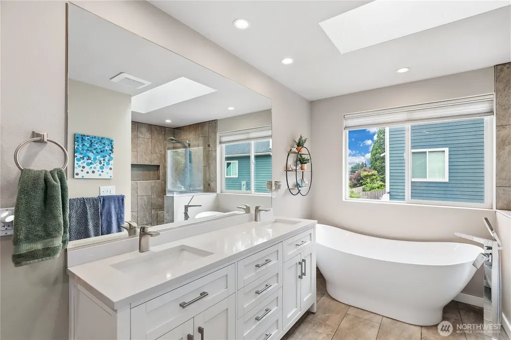 2307 16th Avenue Milton WA 98354