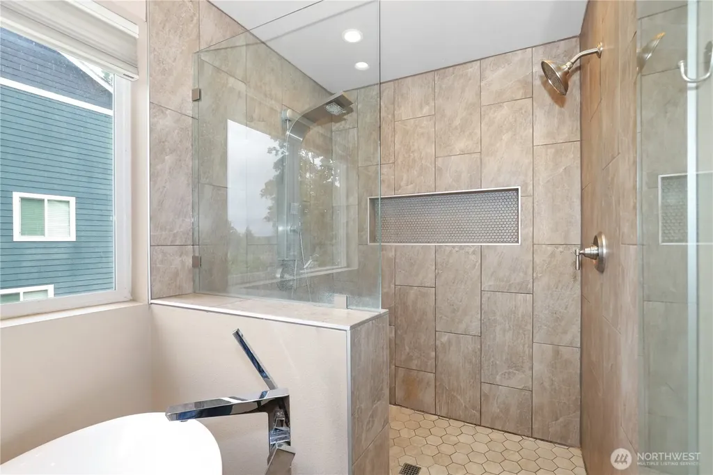 2307 16th Avenue Milton WA 98354