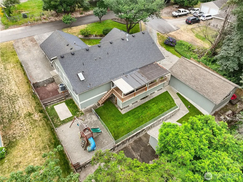 2307 16th Avenue Milton WA 98354