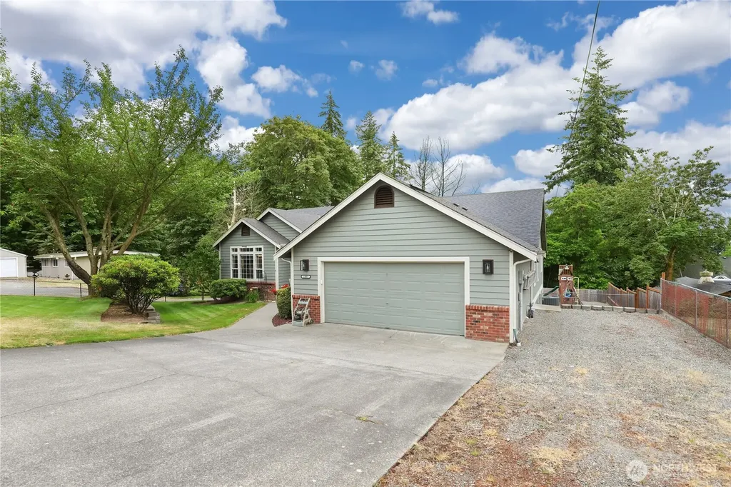 2307 16th Avenue Milton WA 98354