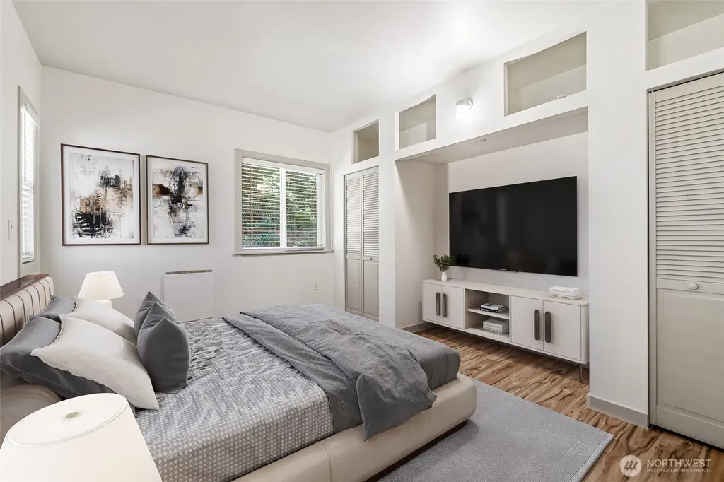 5830 115th Place NE Kirkland WA 98033