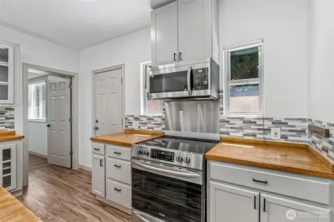 5830 115th Place NE Kirkland WA 98033