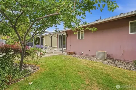 1100 Vista Place Wenatchee WA 98801