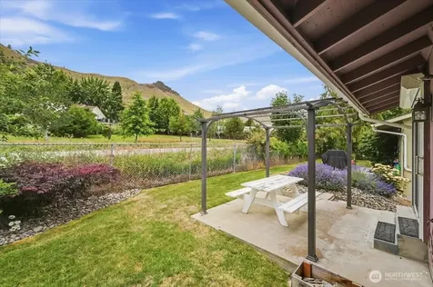 1100 Vista Place Wenatchee WA 98801