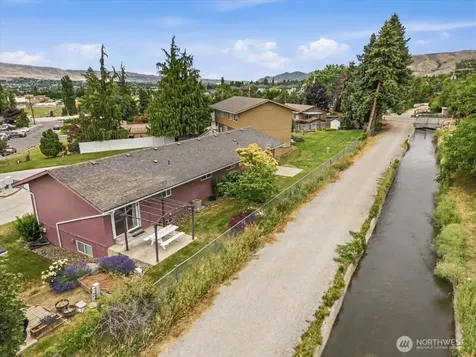 1100 Vista Place Wenatchee WA 98801