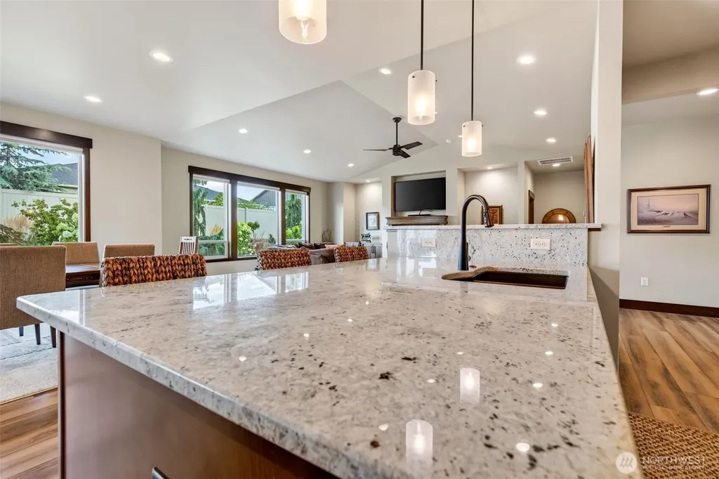 2637 7th St SE East Wenatchee WA 98802